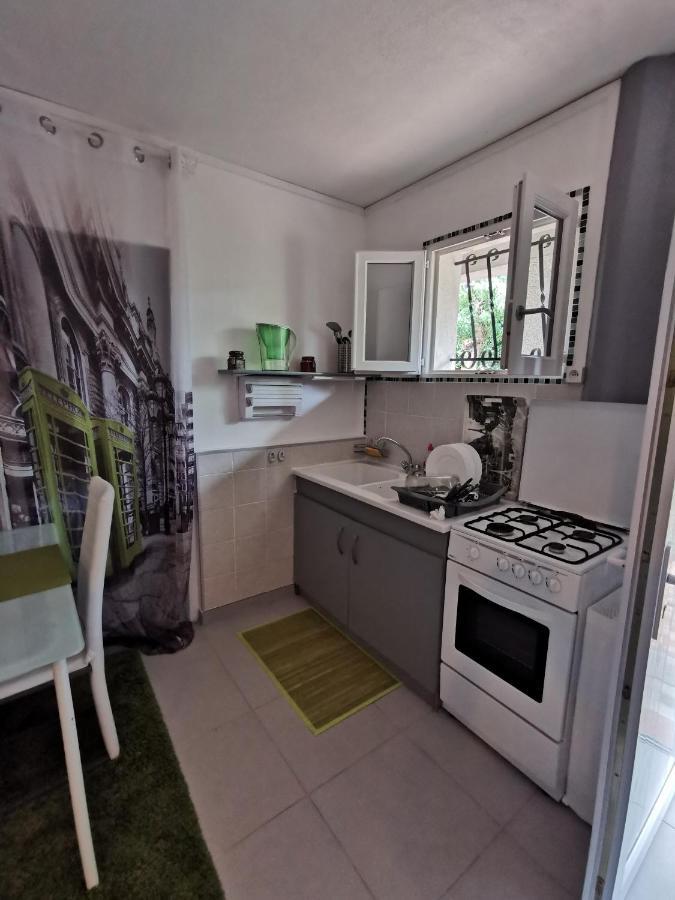 Petite Maisonnette De Plein Pied Le Taillan-Médoc 外观 照片